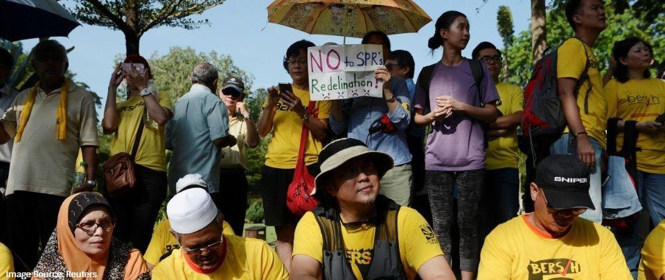 Bersih supporters waiting outside Parliament Bersih supporters waiting outside Parliament